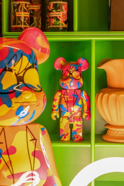 Suivez-nous pour ne rien manquer.