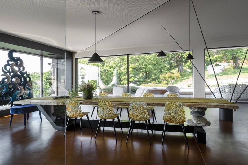 Chaise Gina de Jacopo Foggini pour Edra réalisée à la main dans les Bouches du Rhône