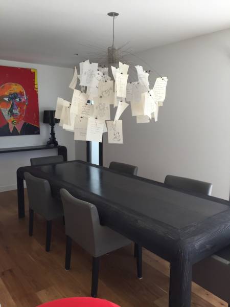 Décoration intérieure contemporaine d'une villa près d'Eguilles