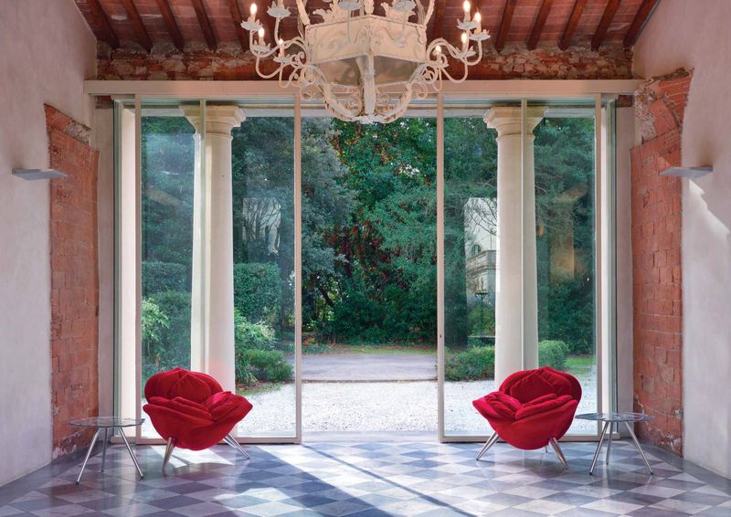 Fauteuil Rosechair de Masanori Umeda pour Edra avec revêtement en velours