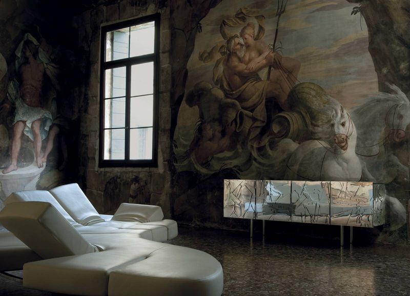 Meuble classique de rangement Scrigno des frères Campana pour Edra